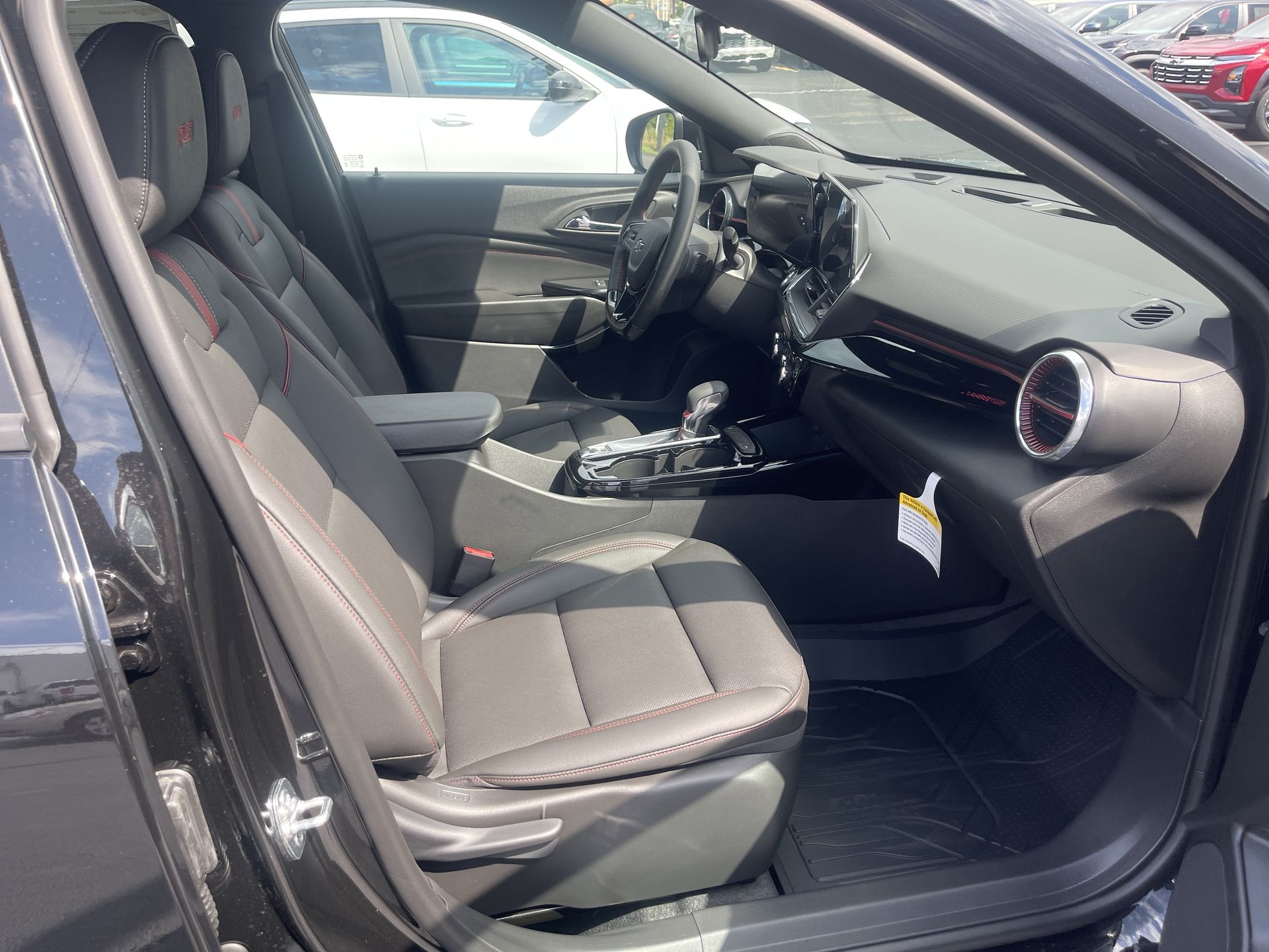 2025 Chevrolet Trax photo 49