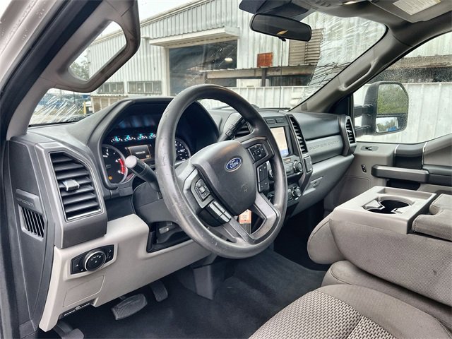 2020 Ford F-250 XLT photo 2