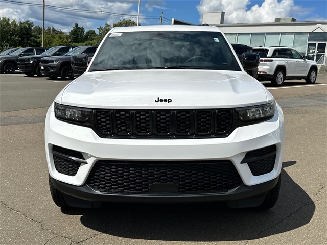 2025 Jeep Grand Cherokee Altitude X photo 4