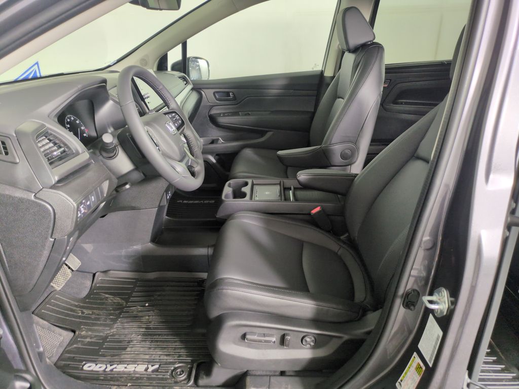 2026 Honda Odyssey EX-L photo 9