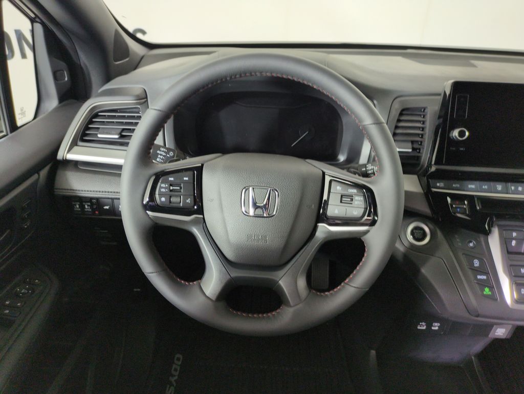 2026 Honda Odyssey photo 13