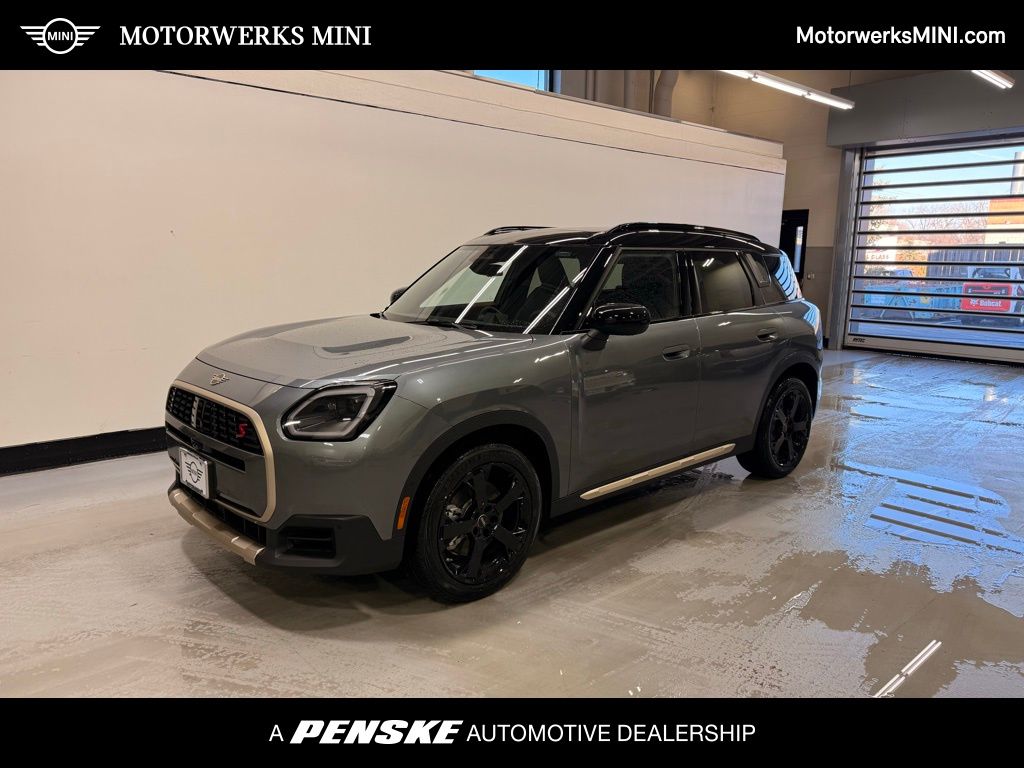 2026 MINI Countryman S's photo