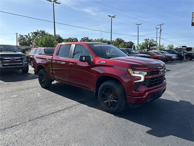 2025 Chevrolet Silverado 1500 RST photo 2
