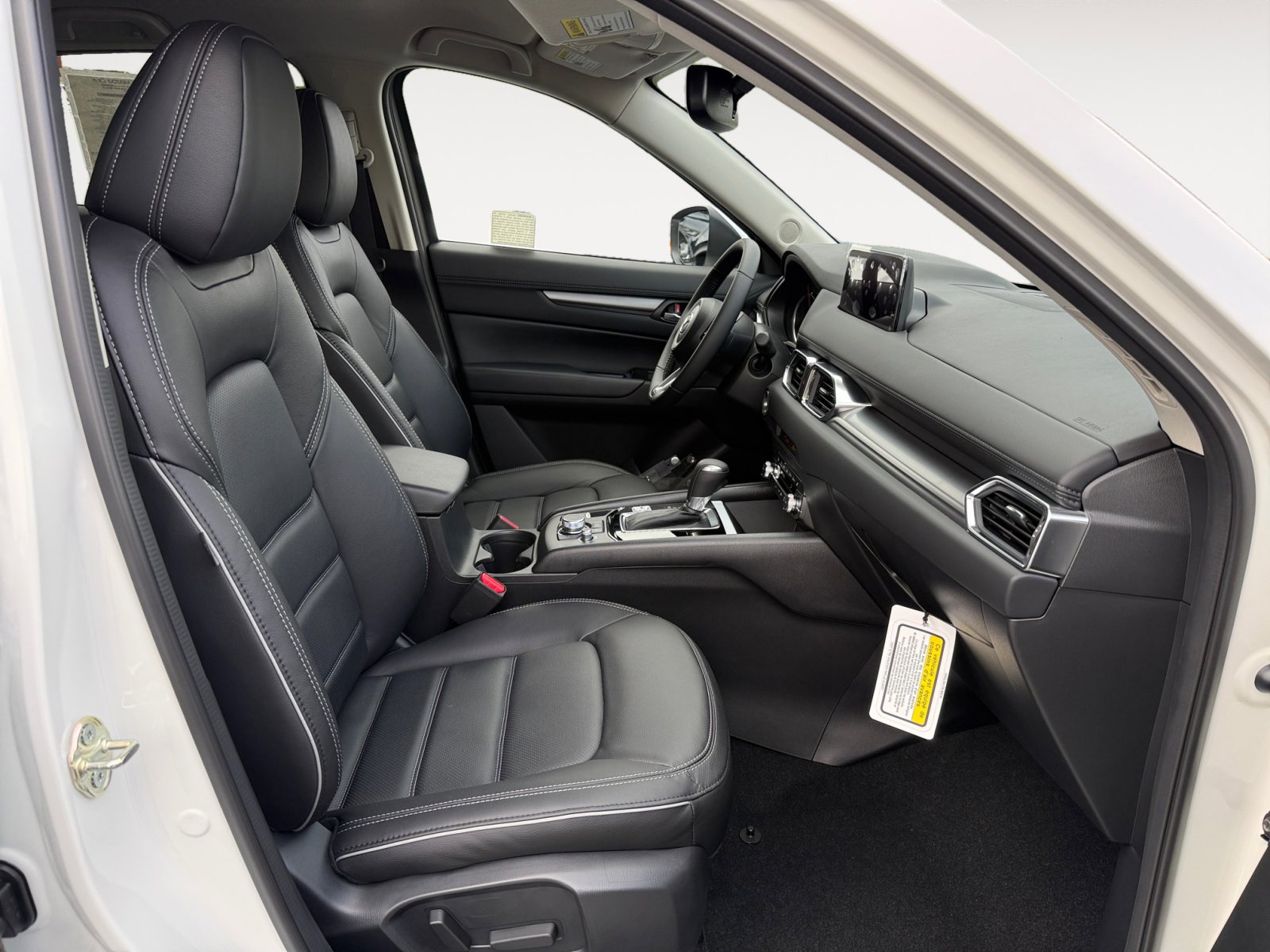 2025 Mazda CX-5 2.5 S Preferred photo 19
