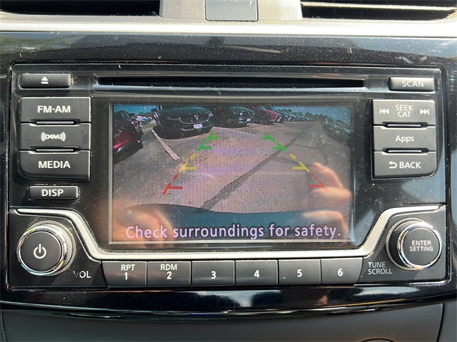 2016 Nissan Sentra SV photo 10