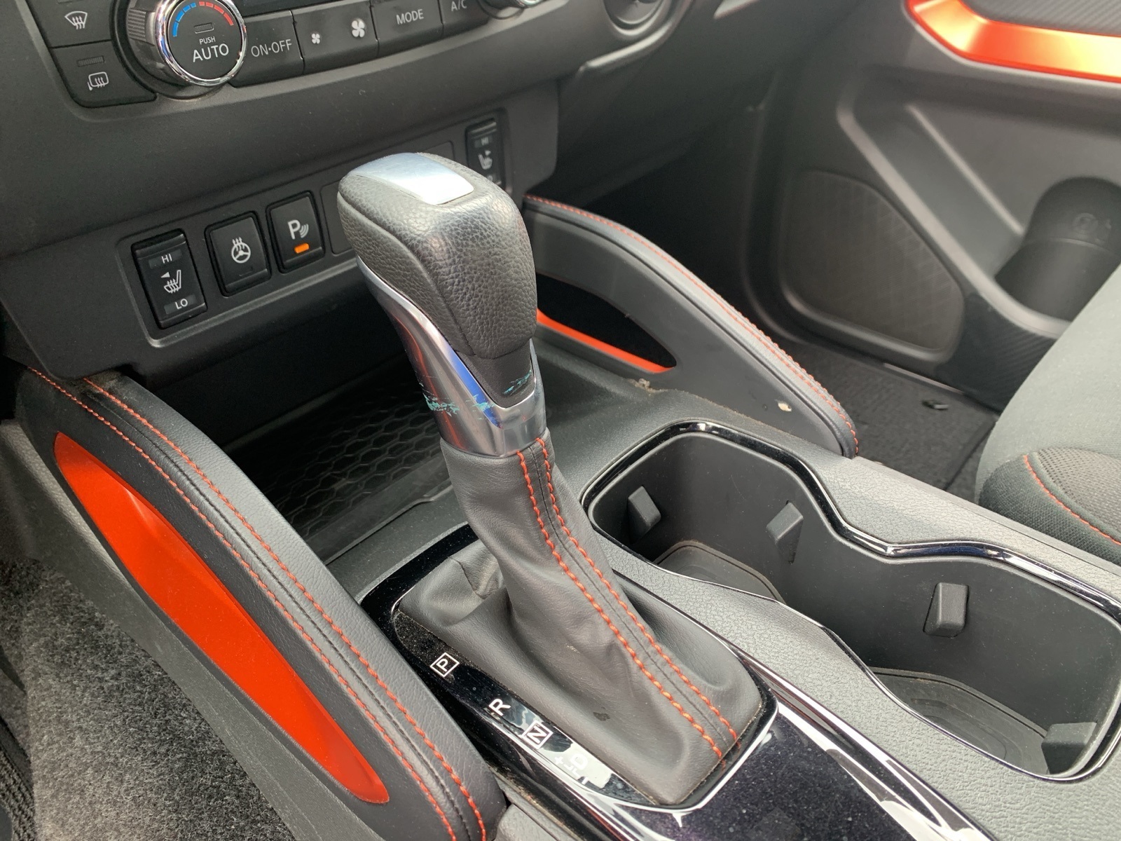 2023 Nissan Frontier PRO-4X photo 16
