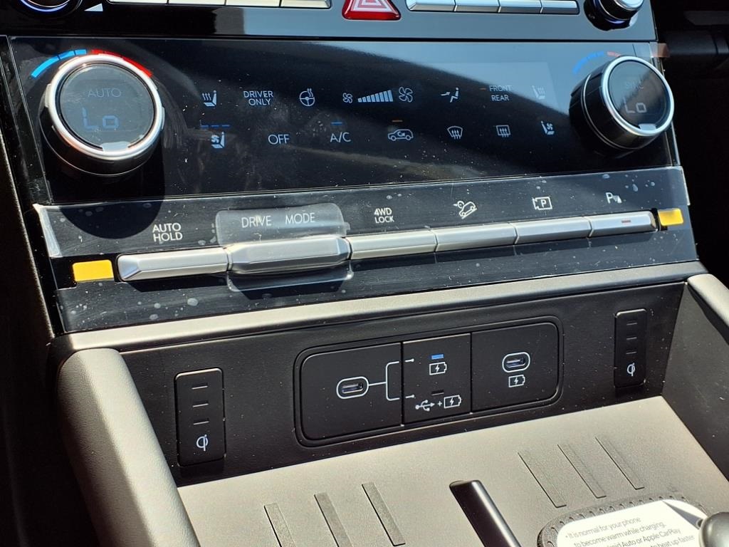 2026 Hyundai Santa Fe Calligraphy photo 13