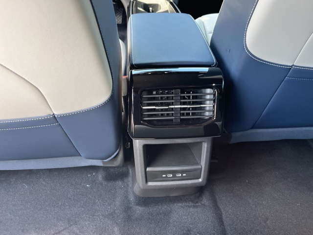 2025 Volkswagen ID.4 Pro S photo 14