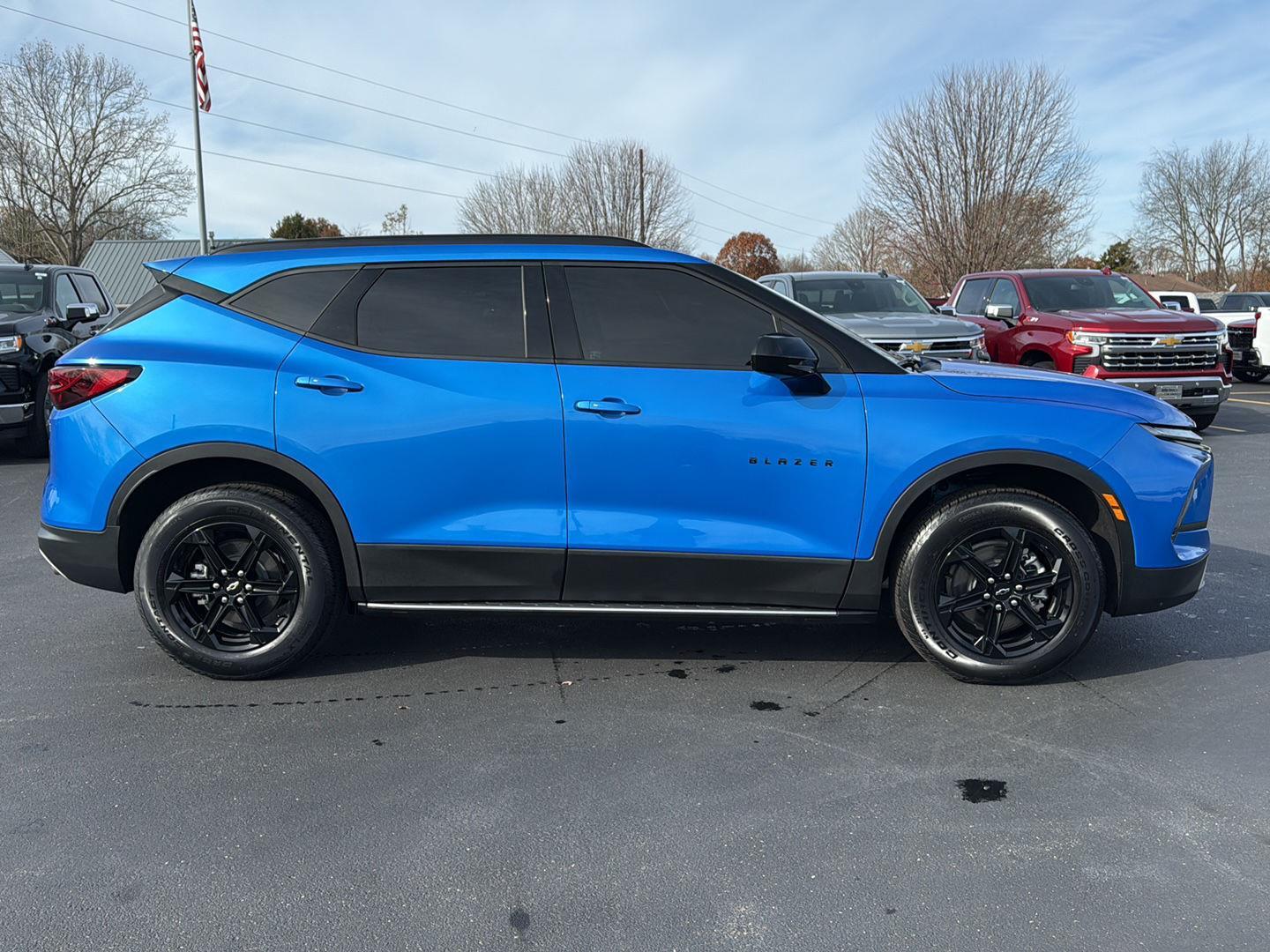 2025 Chevrolet Blazer 2LT photo 4