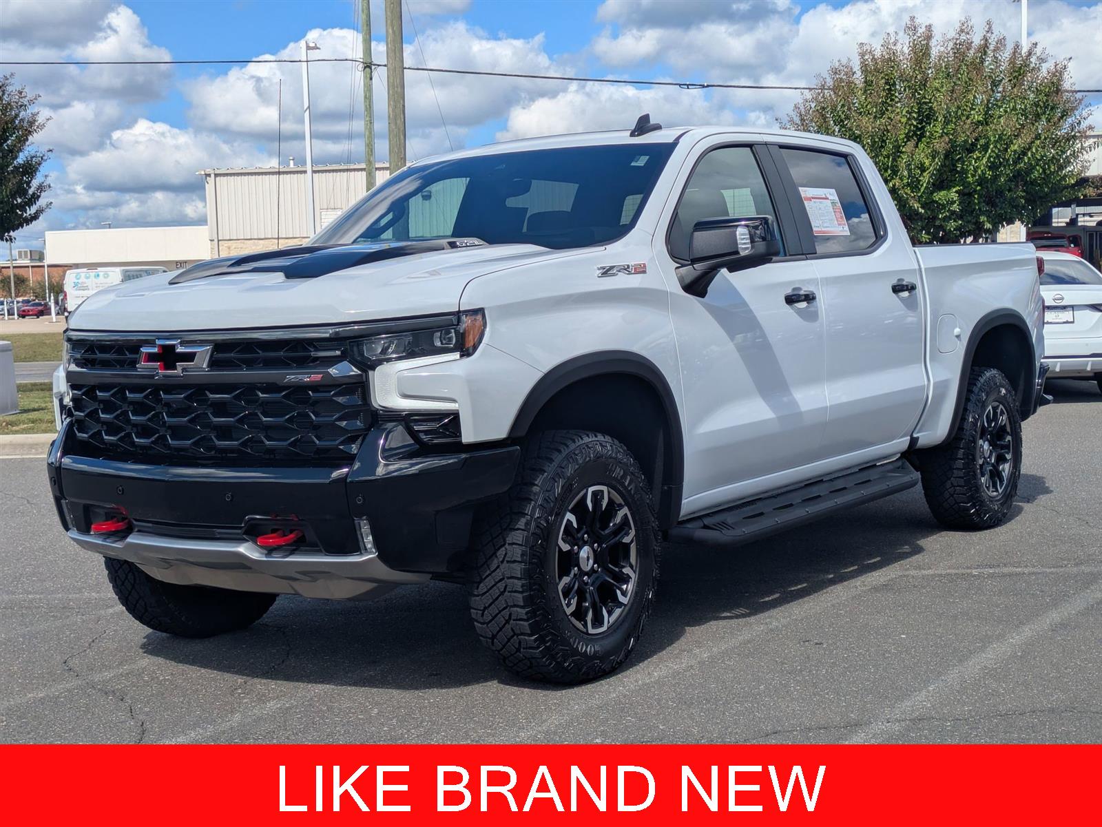 2025 Chevrolet Silverado 1500 ZR2's photo