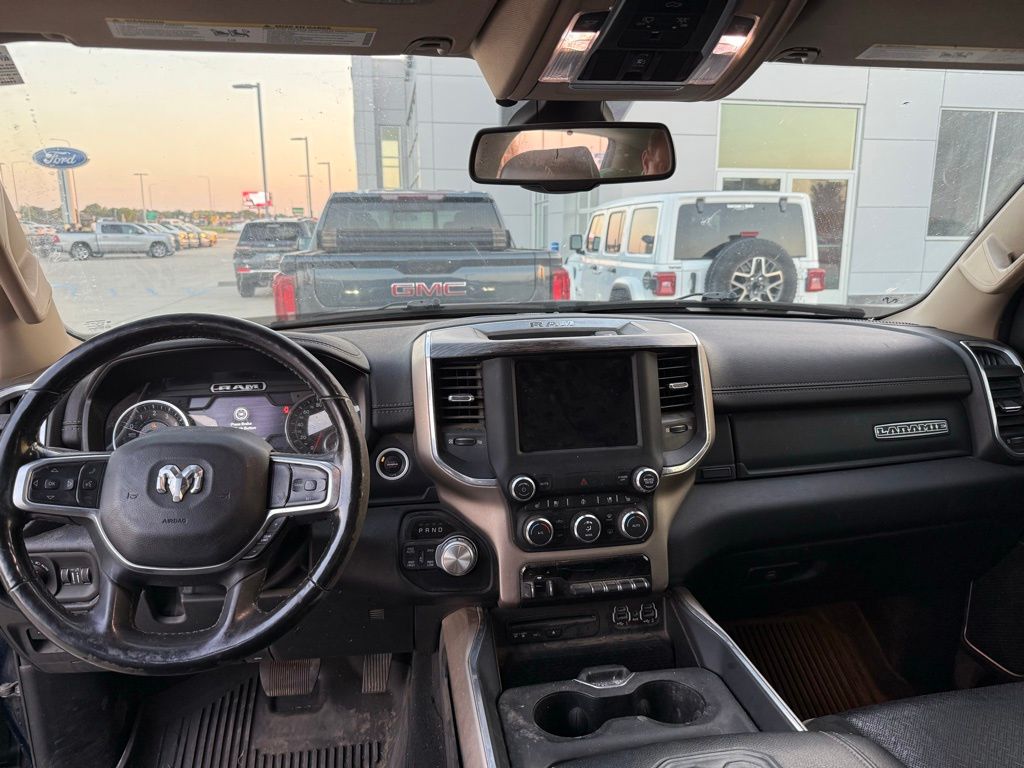 2019 Ram 1500 Laramie photo 4