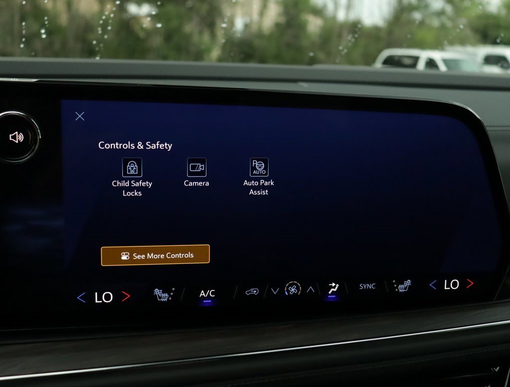 2025 Chevrolet Tahoe LT photo 17