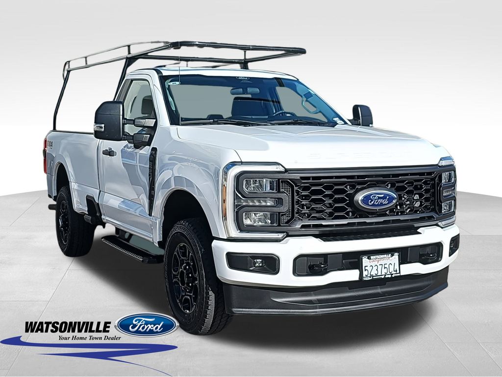 2024 Ford F-350 Super Duty XL's photo