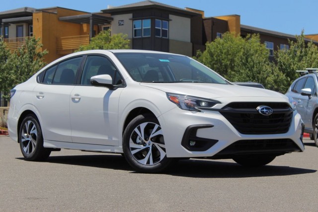 2025 Subaru Legacy Premium