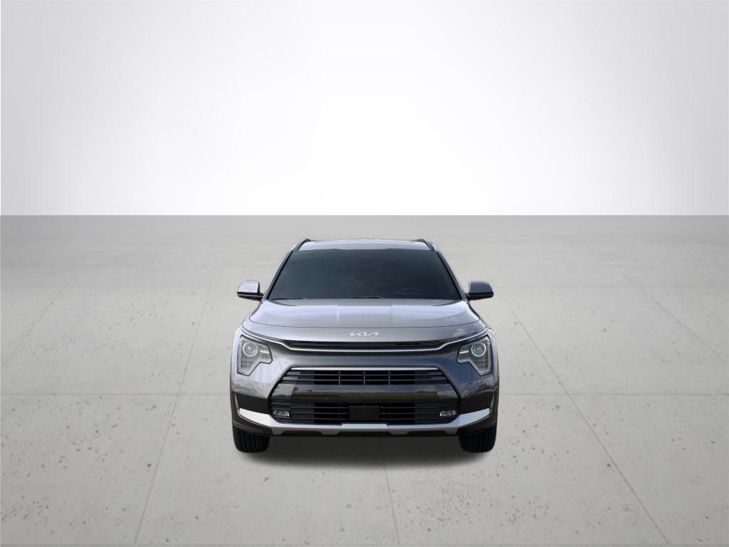 2025 Kia Niro EX Touring photo 2