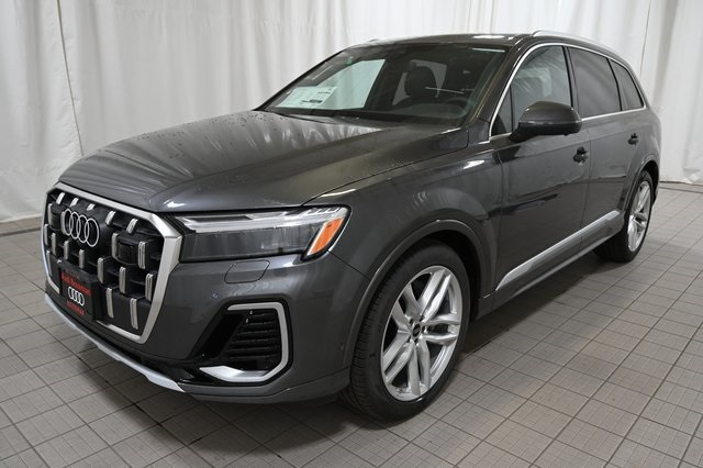 2025 Audi Q7 55 Premium Plus photo 11