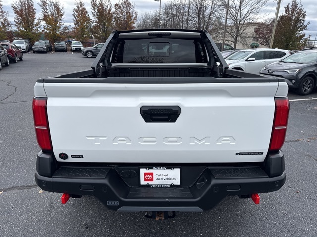 2025 Toyota Tacoma Trailhunter photo 4