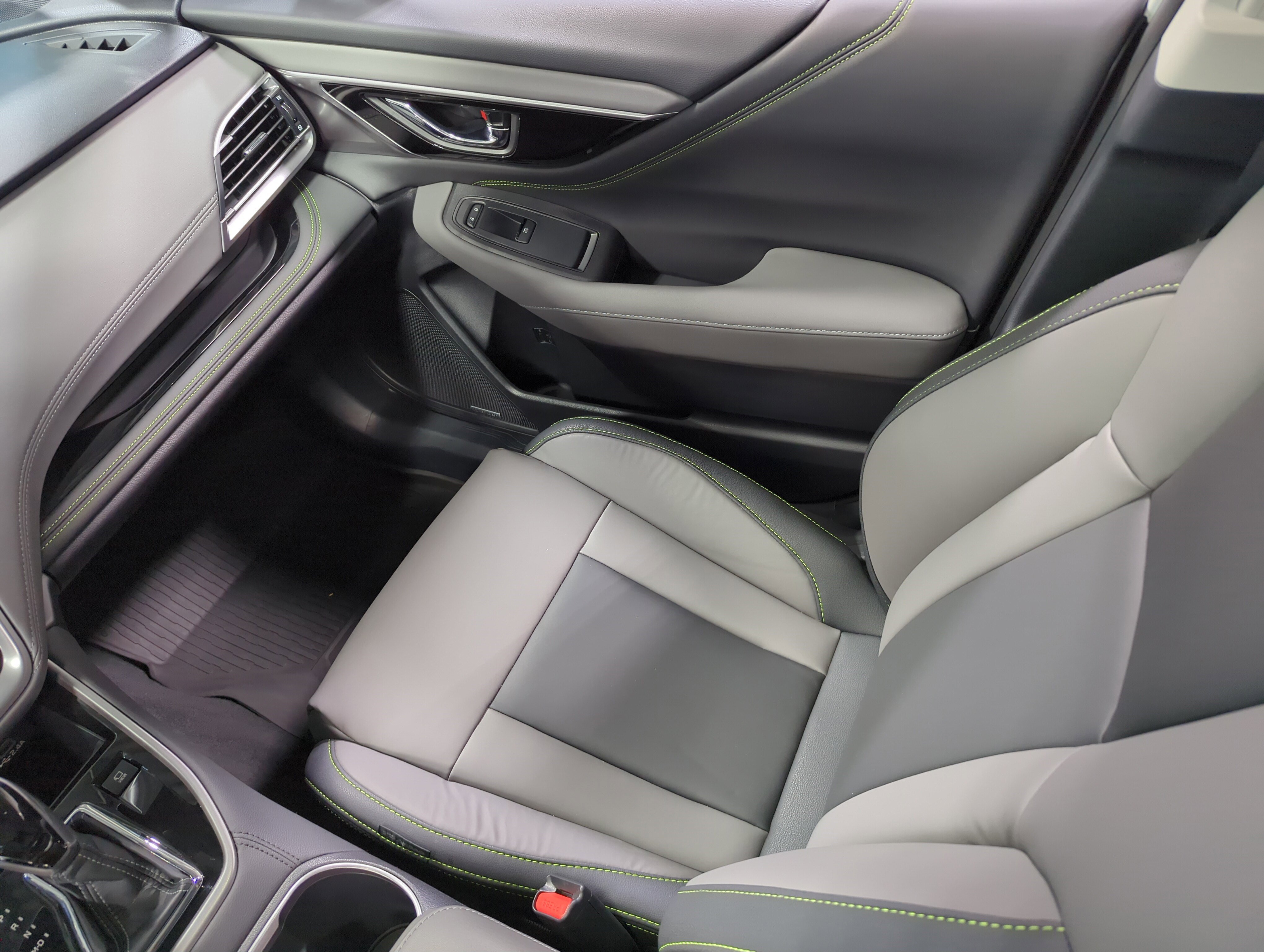 2024 Subaru Outback Onyx Edition XT photo 7