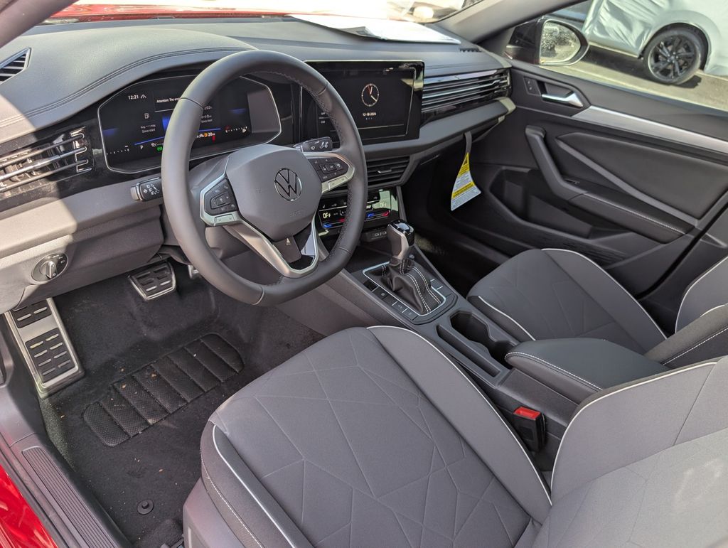 2025 Volkswagen Jetta 1.5T Sport photo 8