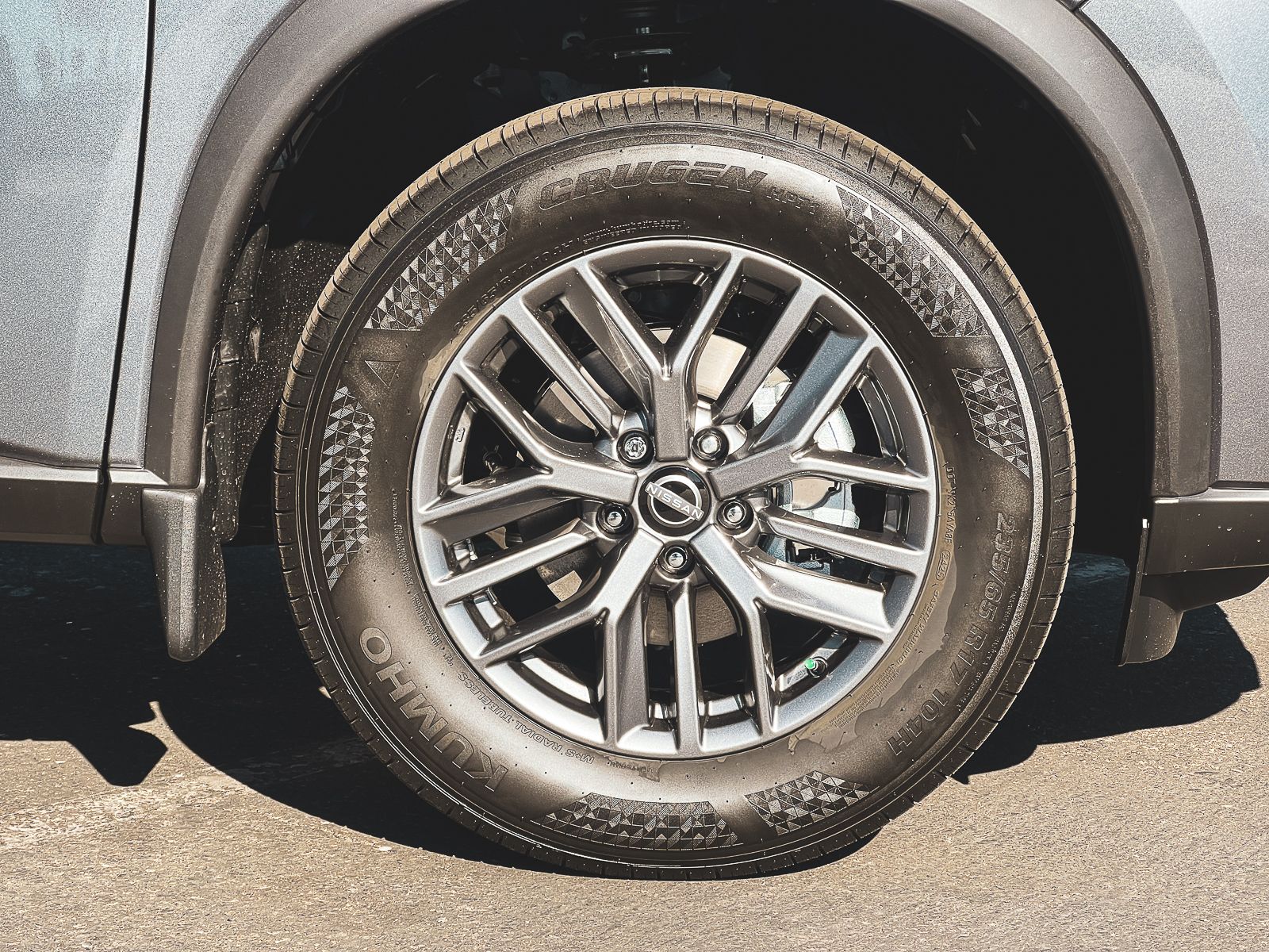 2026 Nissan Rogue S photo 2