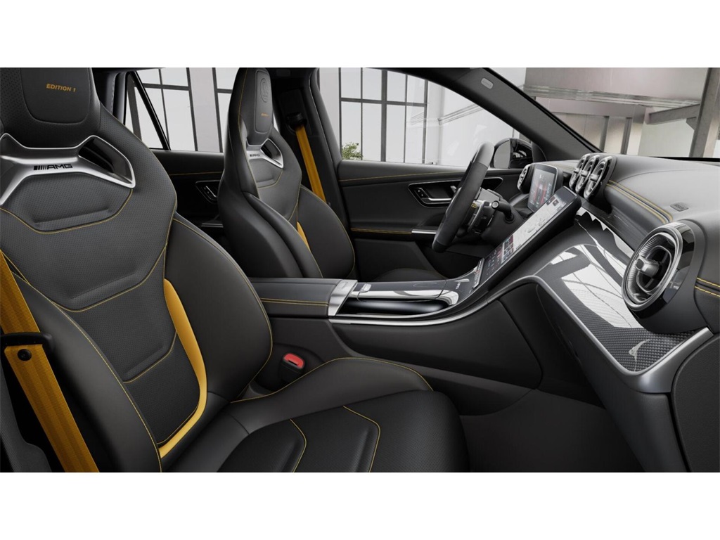 2025 Mercedes Benz GLC 63 AMG S E PERFORMANCE 4MATIC photo 4