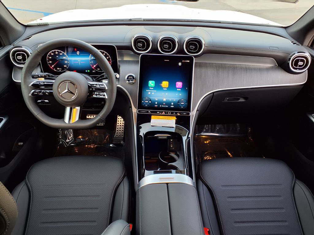 2026 Mercedes Benz GLC 300 4MATIC photo 4