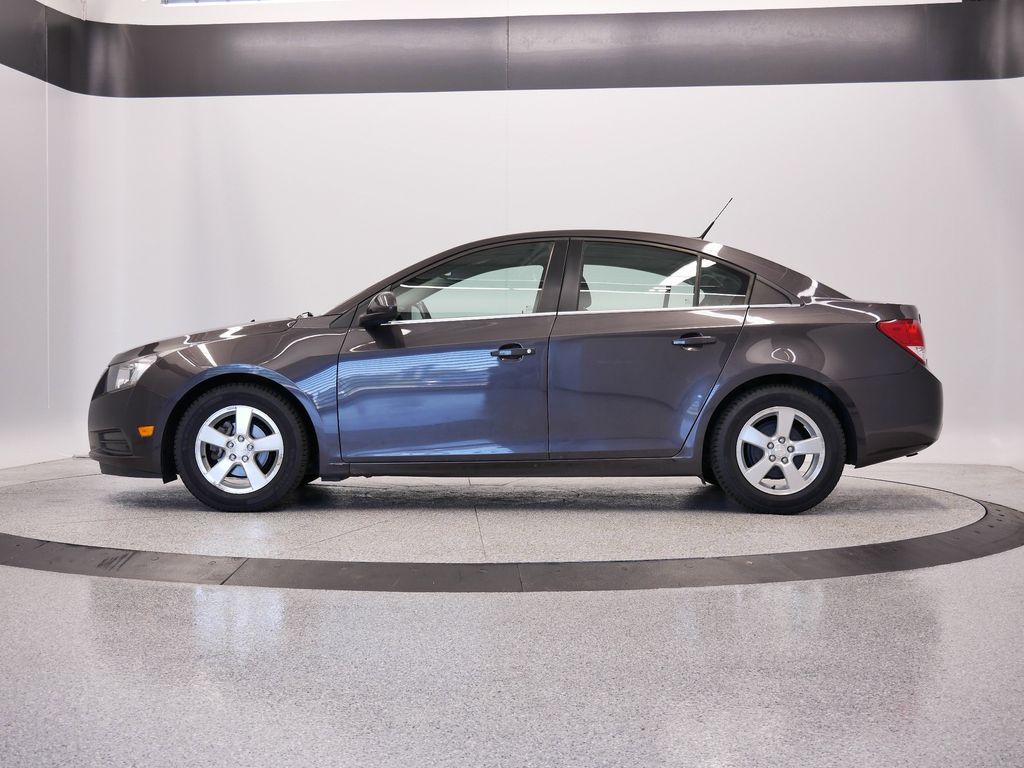 Used 2014 Chevrolet Cruze 1LT with VIN 1G1PC5SB5E7300643 for sale in Coon Rapids, Minnesota