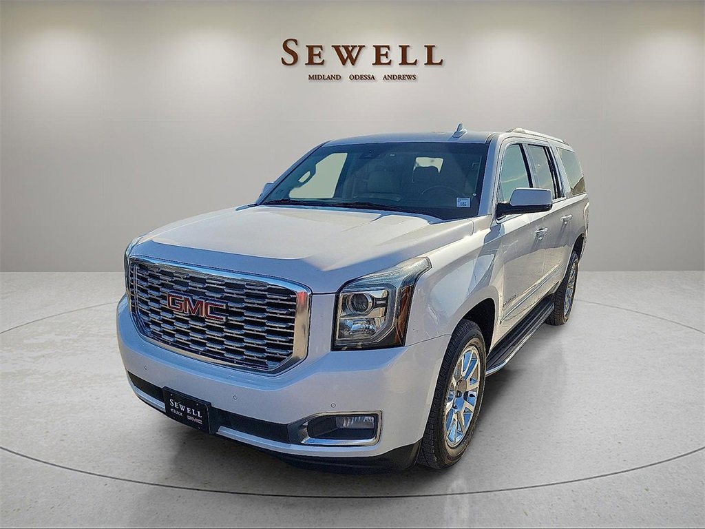 2019 GMC Yukon XL Denali's photo