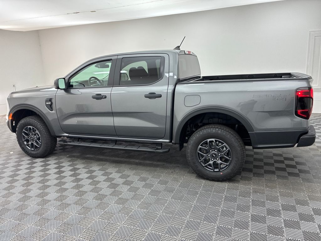 2025 Ford Ranger XLT photo 2