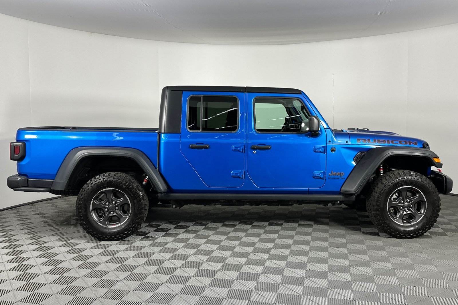 2020 Jeep Gladiator Rubicon photo 3