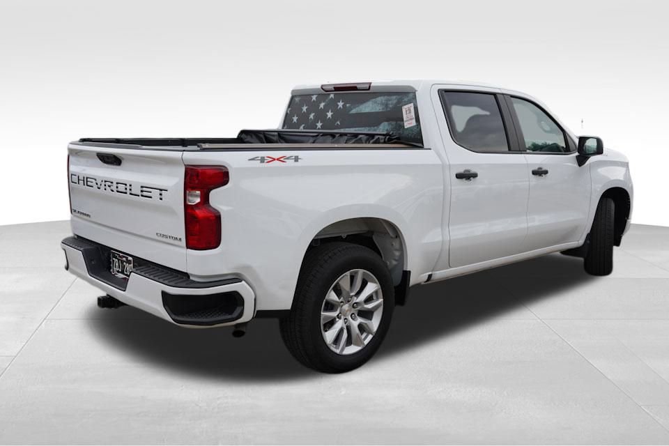 2024 Chevrolet Silverado 1500 Custom photo 3