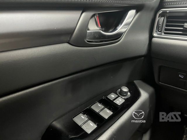 2025 Mazda CX-5 2.5 Select photo 10