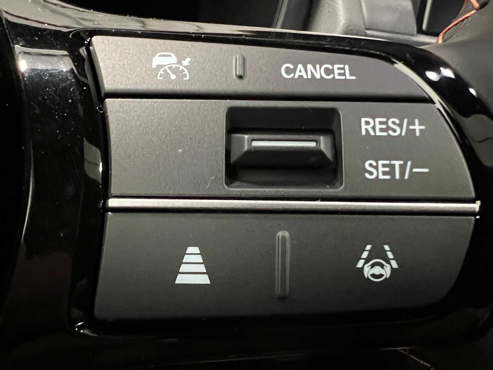 2025 Honda Pilot TrailSport photo 13