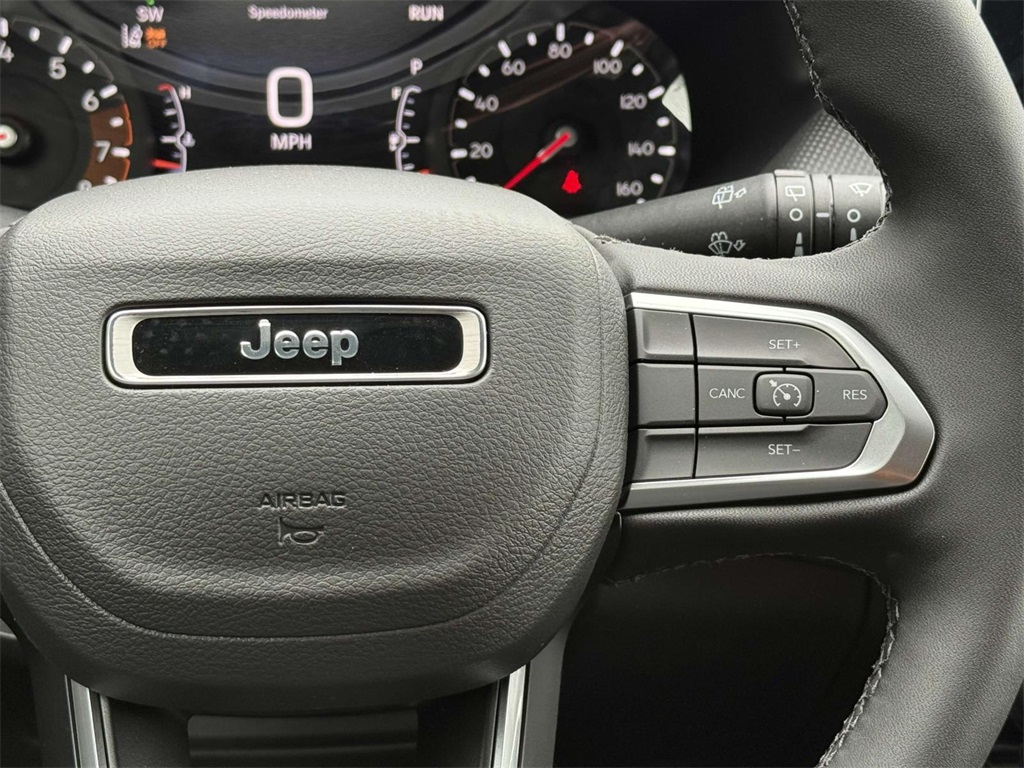 2025 Jeep Compass Latitude photo 20