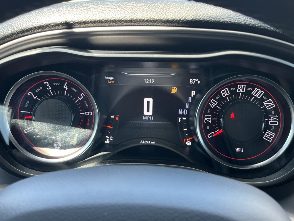 2023 Dodge Challenger SXT photo 10