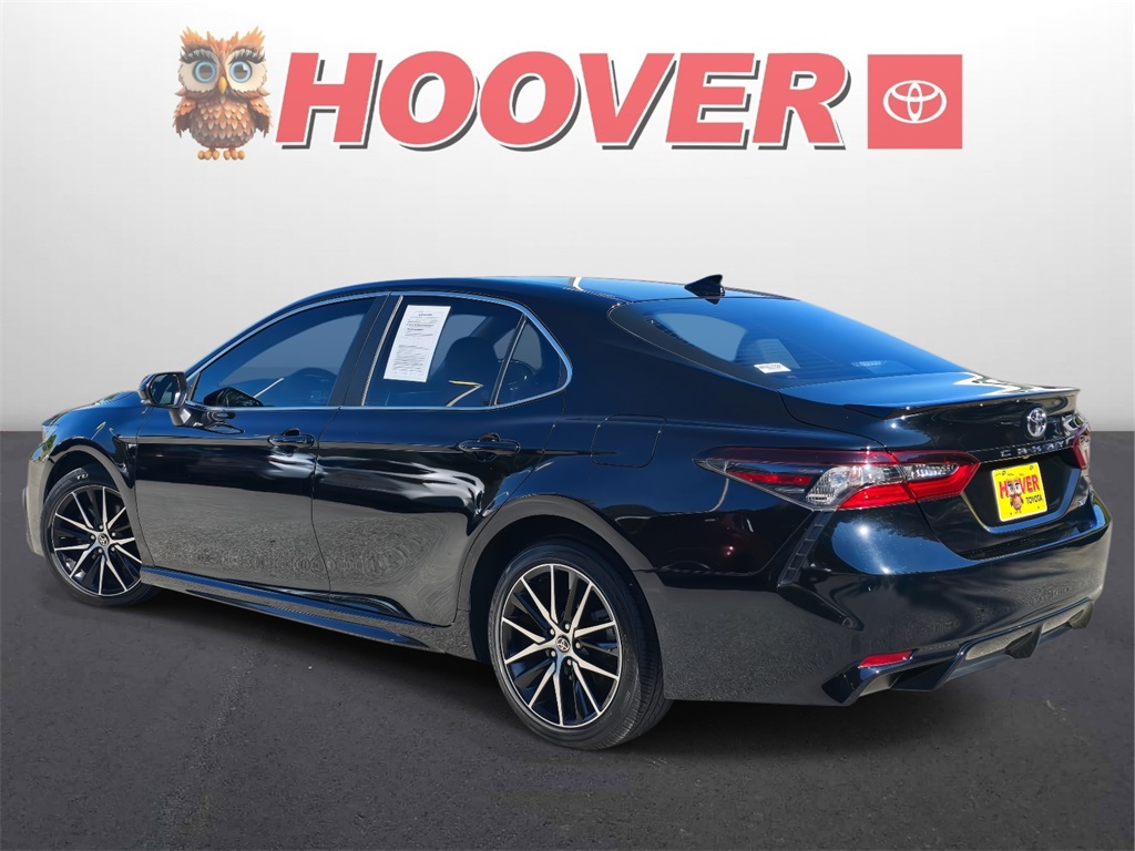 2024 Toyota Camry SE photo 4