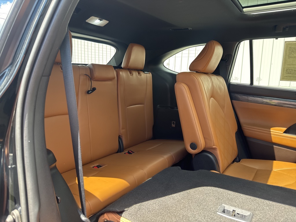 2020 Toyota Highlander Hybrid Platinum photo 22