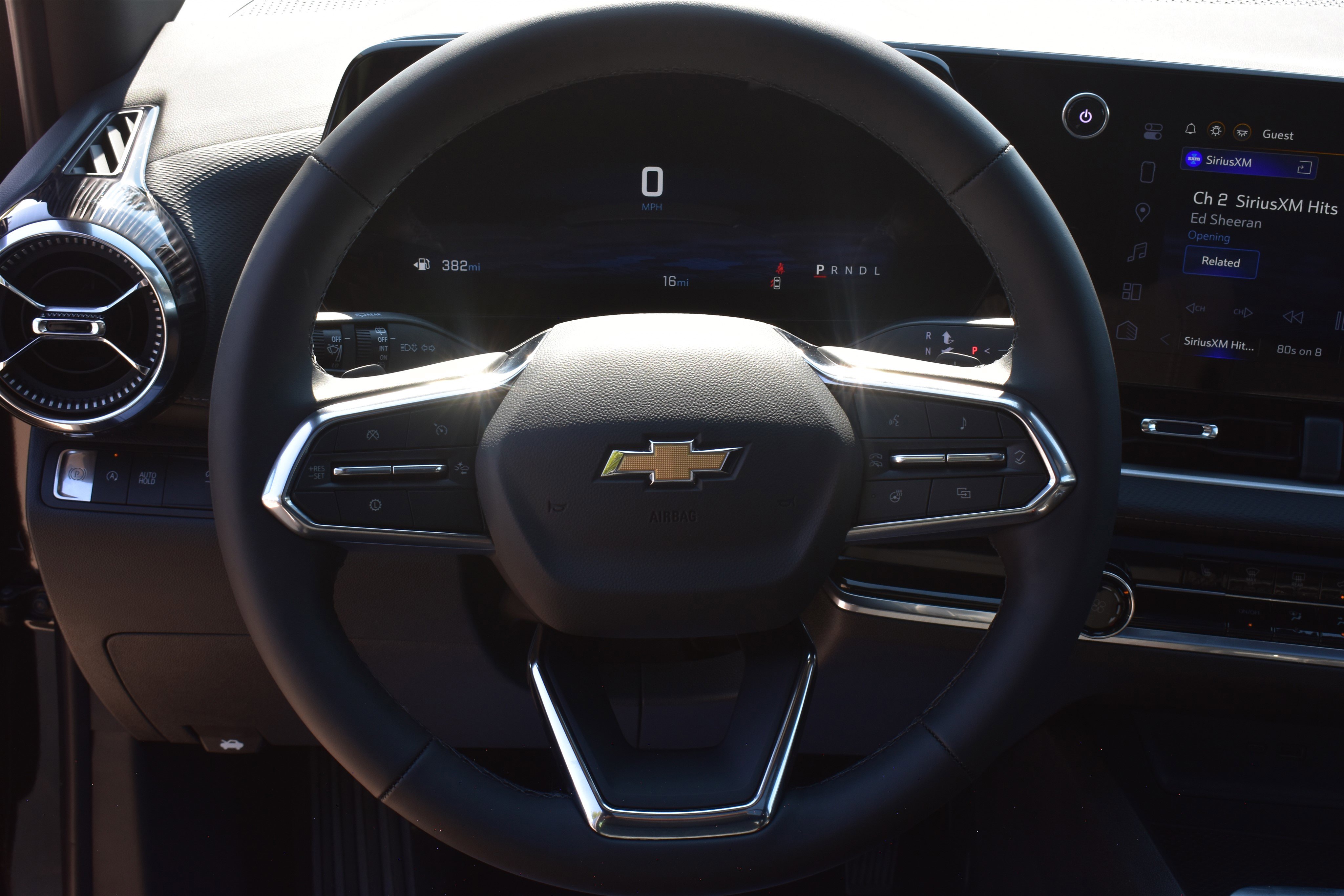 2026 Chevrolet Equinox LT photo 9