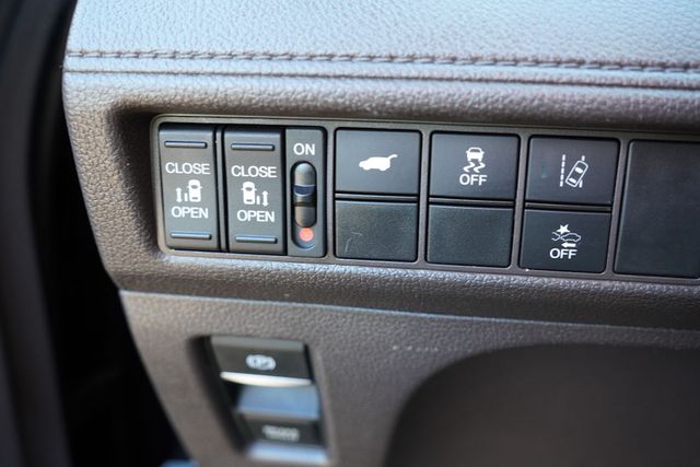 2019 Honda Odyssey EX-L photo 26