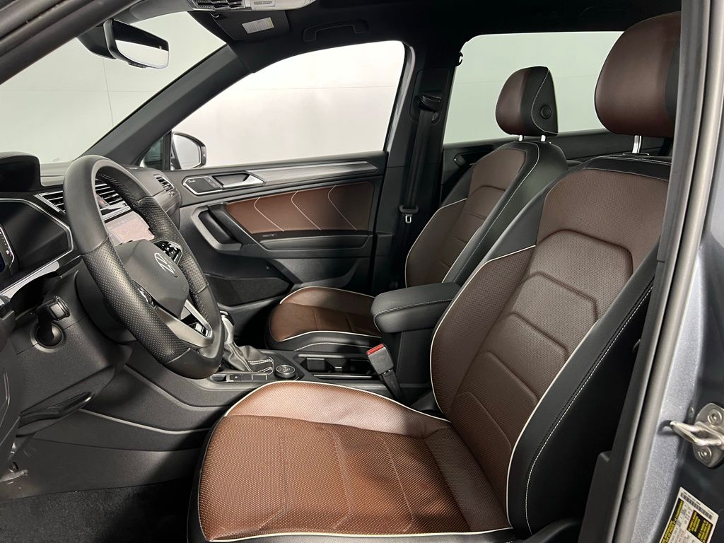 2022 Volkswagen Tiguan SEL Premium R-Line photo 21