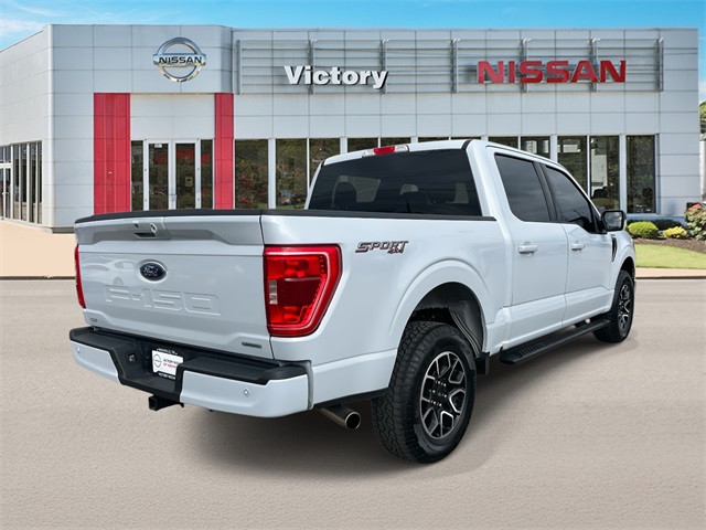 2022 Ford F-150 XLT photo 3