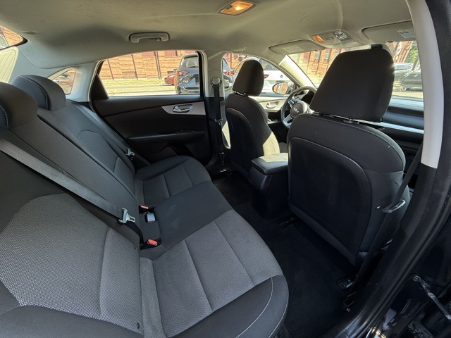 2023 Kia Forte LXS photo 10