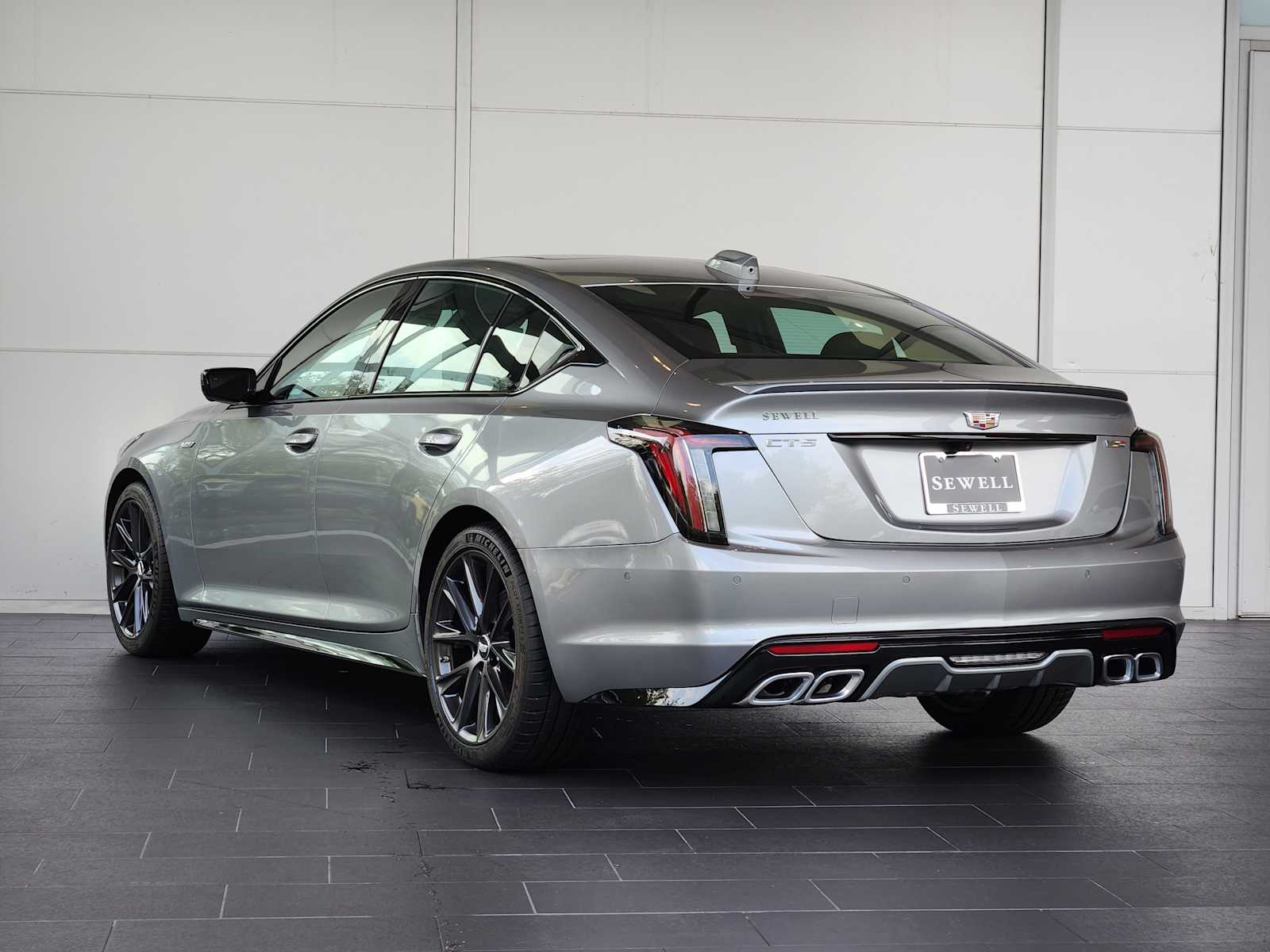2026 Cadillac CT4 V photo 4