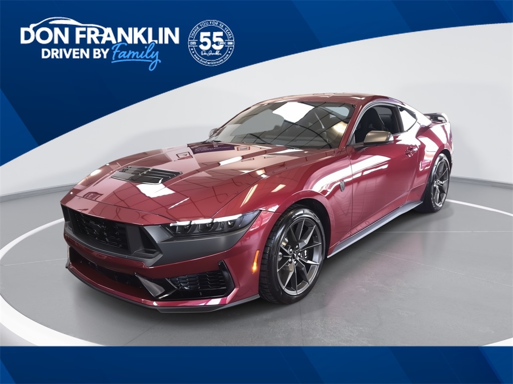 2025 Ford Mustang Dark Horse's photo