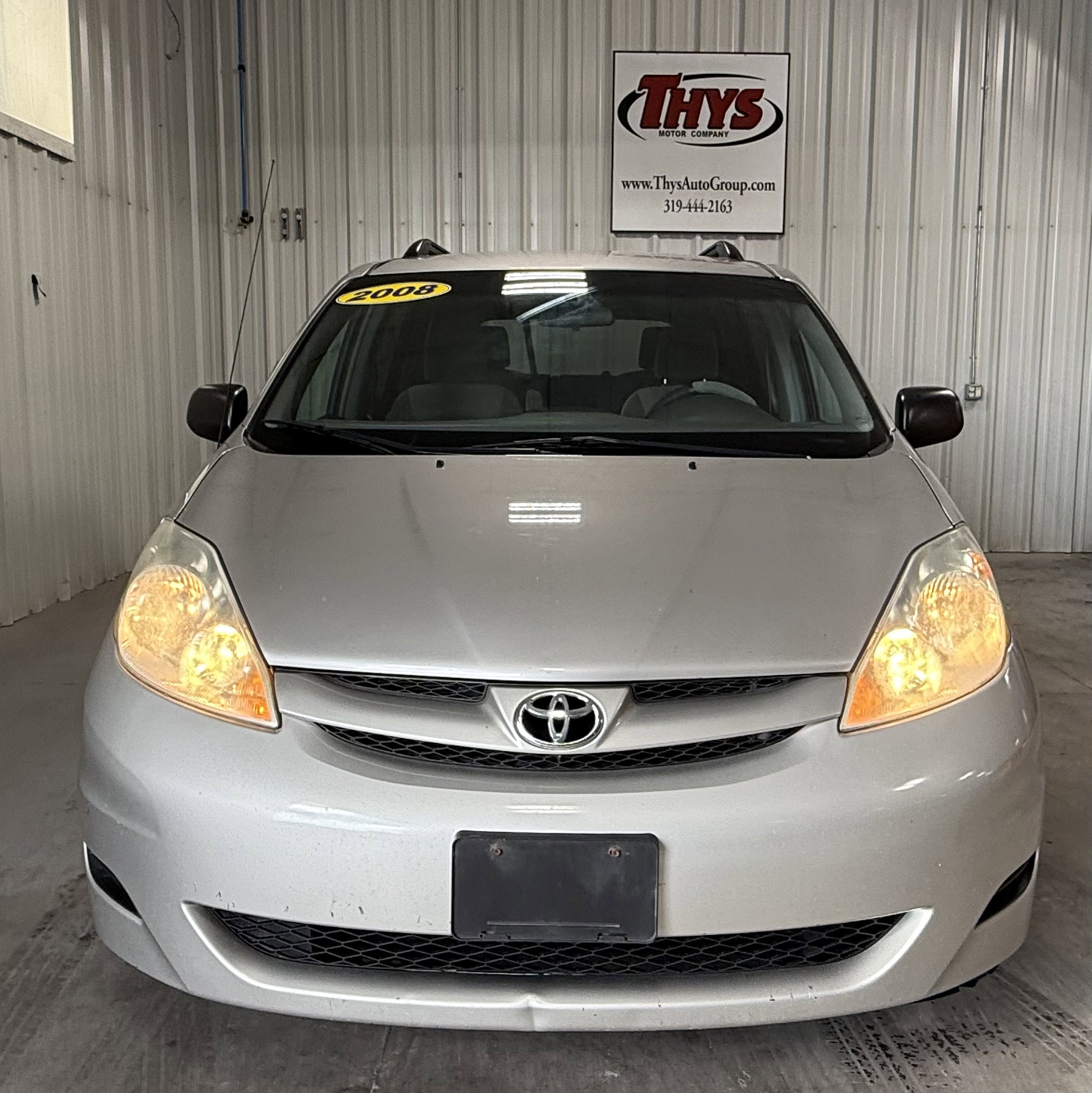 2008 Toyota Sienna LE photo 8