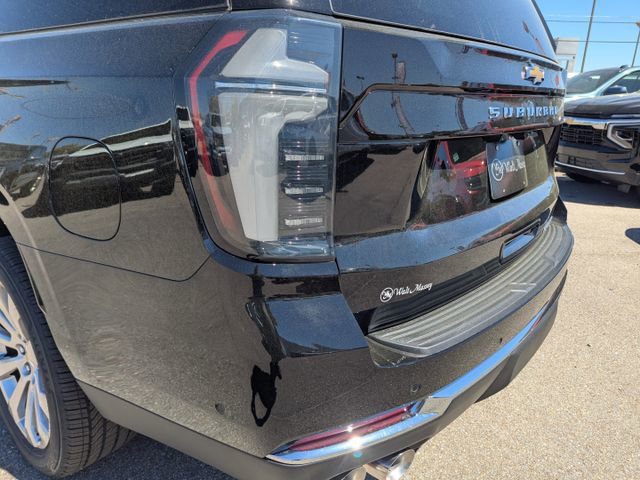 2025 Chevrolet Suburban Premier photo 11
