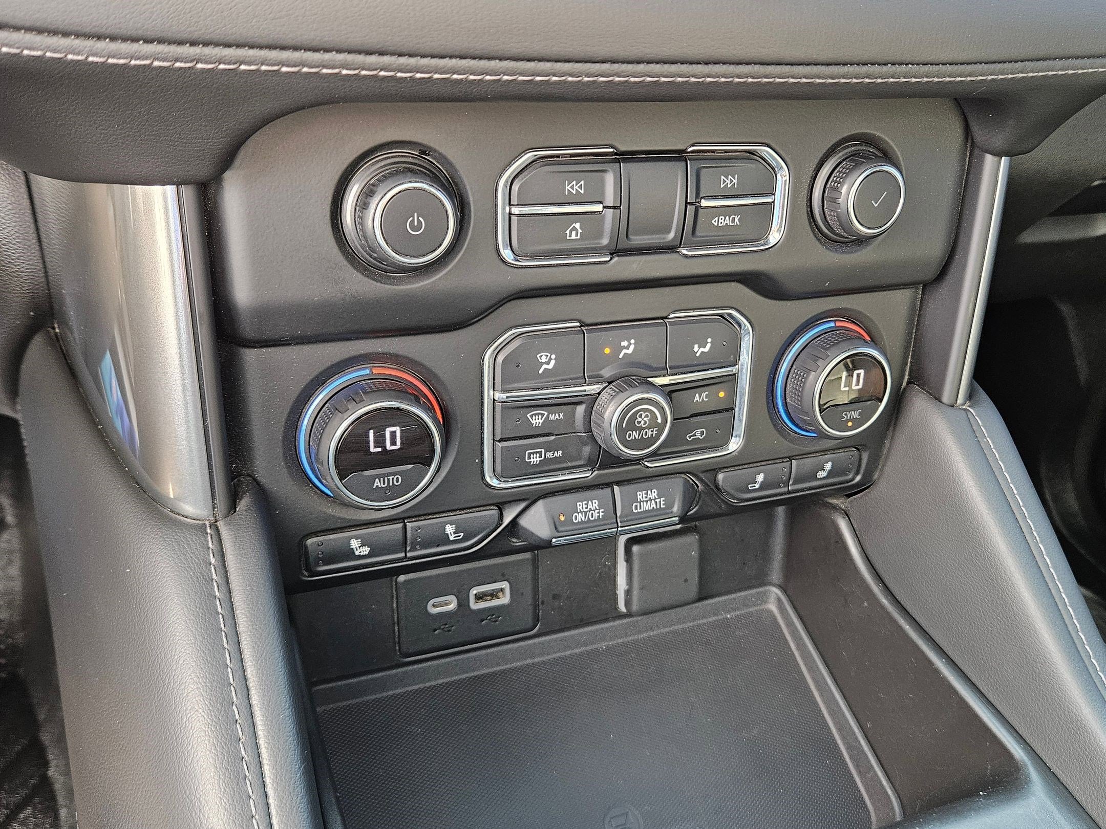 2021 Chevrolet Tahoe LT photo 22