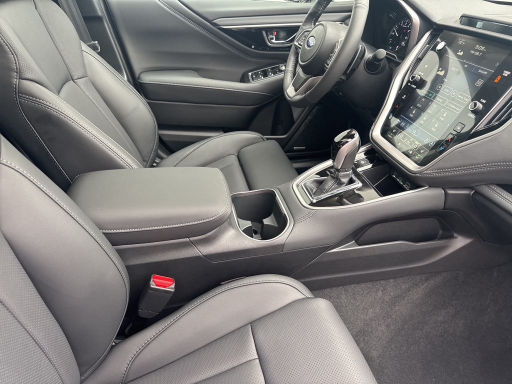 2025 Subaru Outback Limited XT photo 25