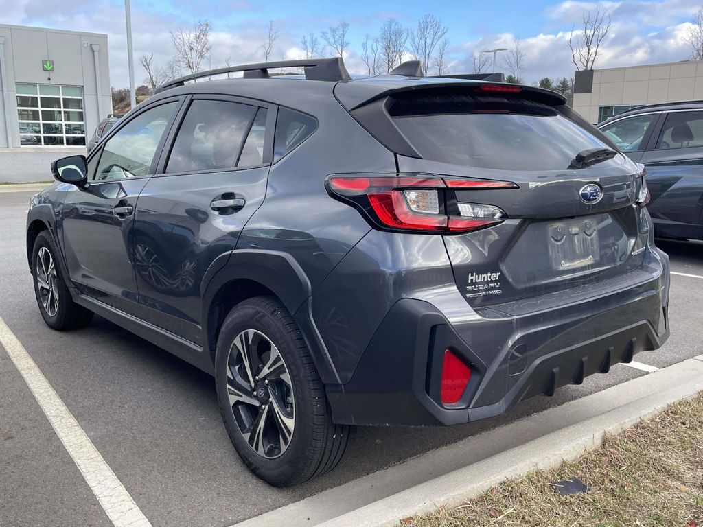 2024 Subaru Crosstrek Premium photo 3