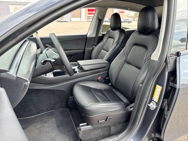 2021 Tesla Model Y Long Range photo 4
